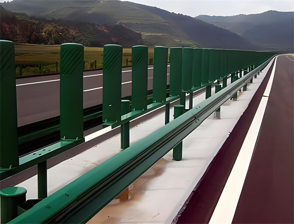 重庆三波护栏板在高速公路的应用